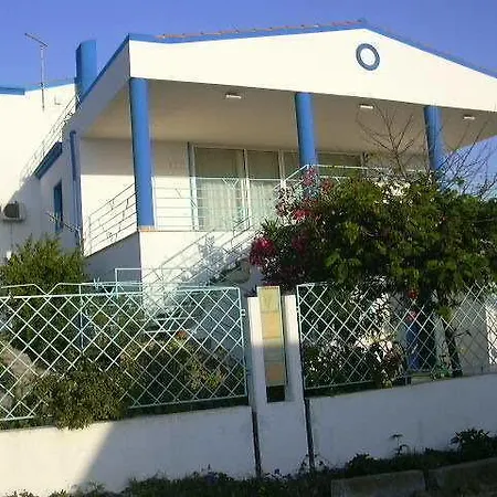 Acquamarina فندق مبيت وإفطار 3*