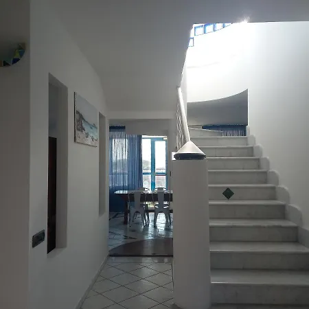 Acquamarina فندق مبيت وإفطار 3*